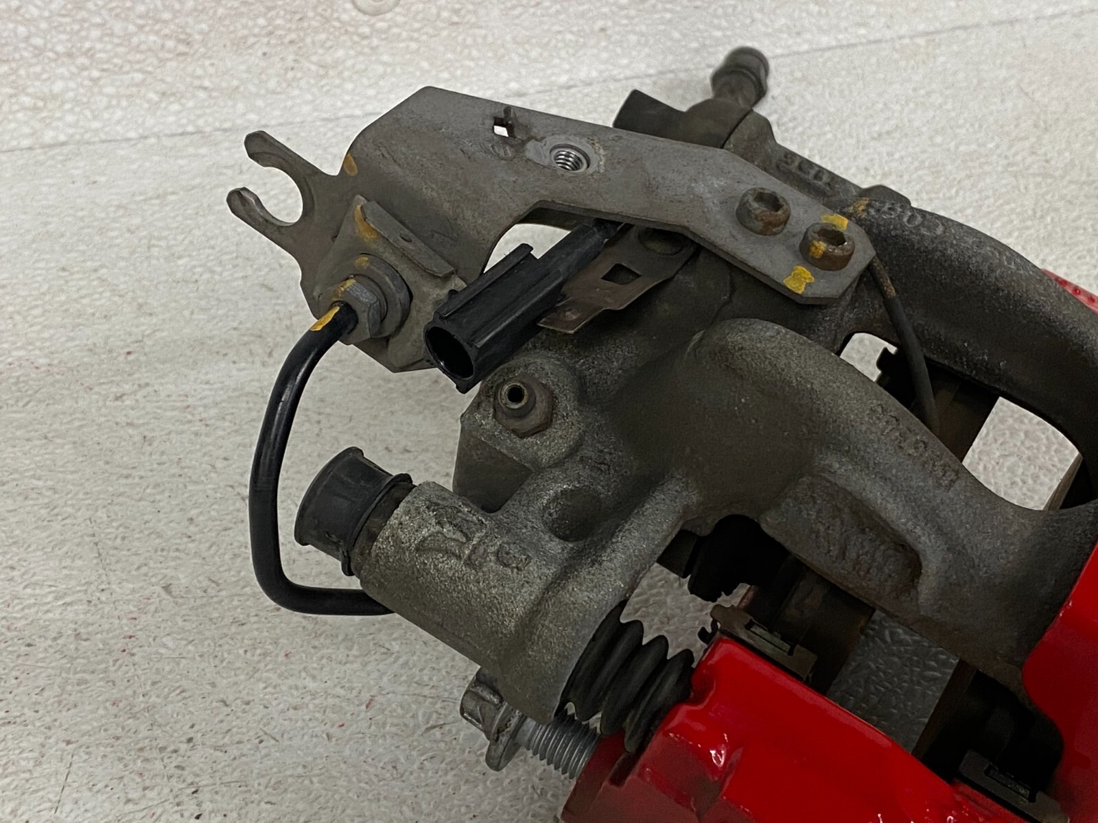 ⭐2014-2017 MASERATI GHIBLI FRONT & REAR BREMBO RED BRAKE CALIPER 61K MIL LOT2388