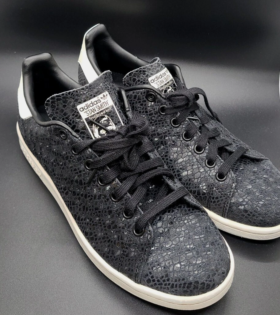 Size 9 adidas Stan Smith Black S77344