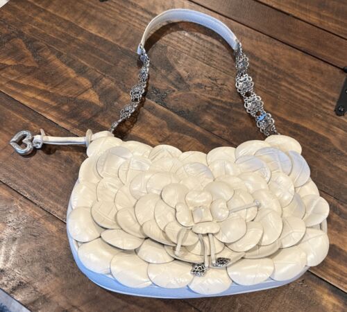 BRIGHTON LEATHER Rosalie PURSE, Ivory, TOP ZIPPER, Silver Chain. Numbered