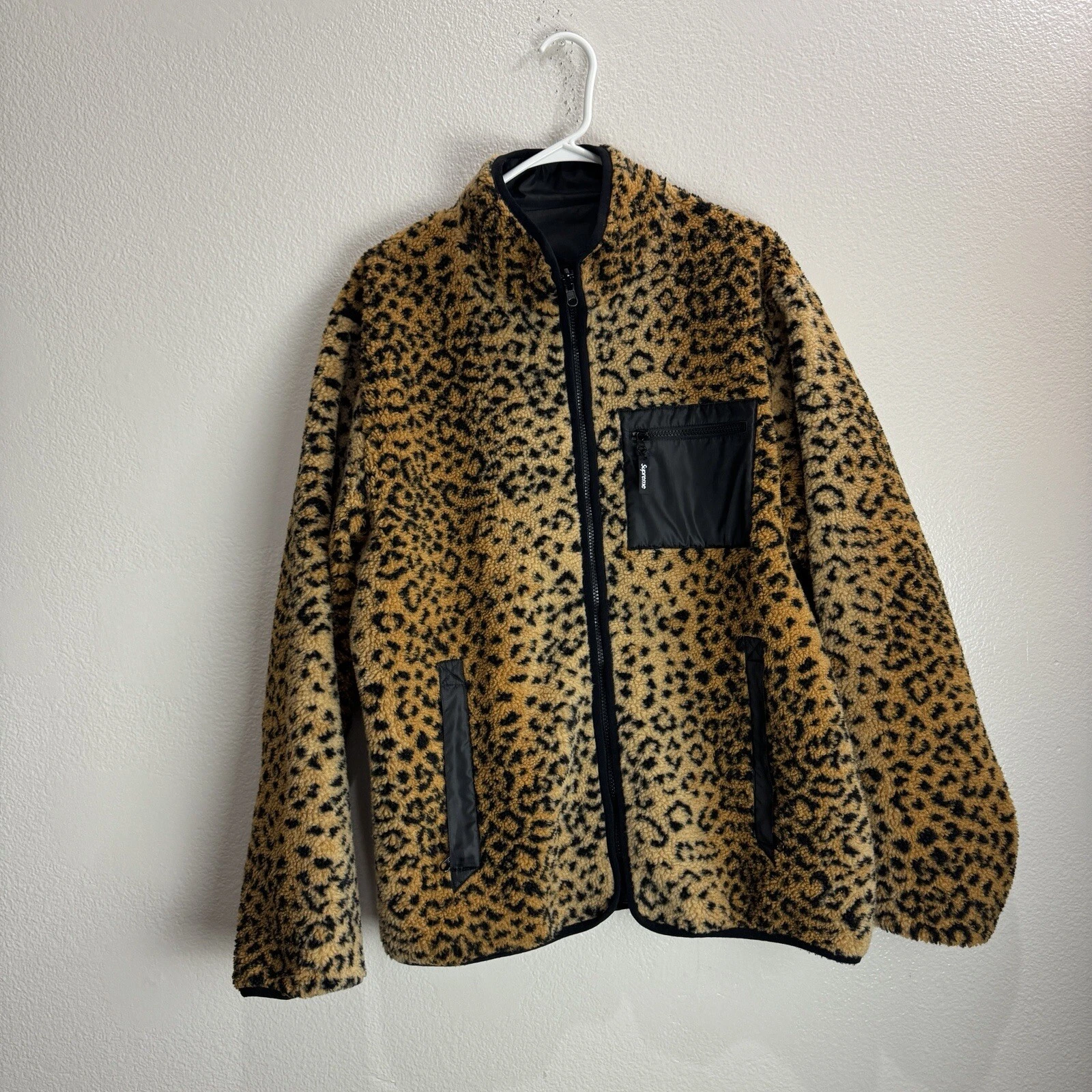 Veste polaire réversible léopard suprême taille XL 