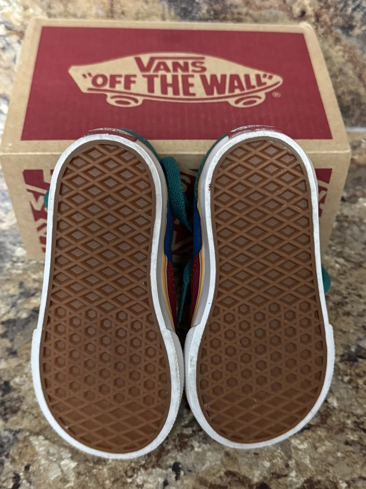 Zapatillas sin cordones Vans para niños pequeños 5T verde dinosaurio triceratops zapatos sin cordones Foto 4 de 4