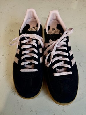 adidas Originals Spezial Black/Pink Low Top Lace-Up Sneakers Gum Rubber Sole