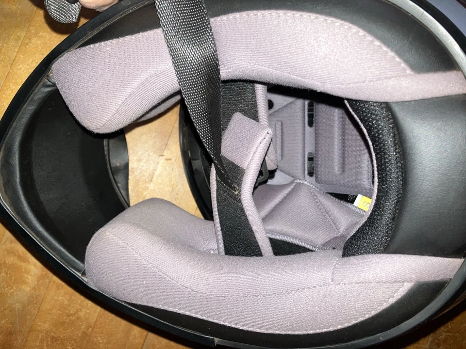 Yamaha Small Snowmobile Helmet - Image 4 of 4