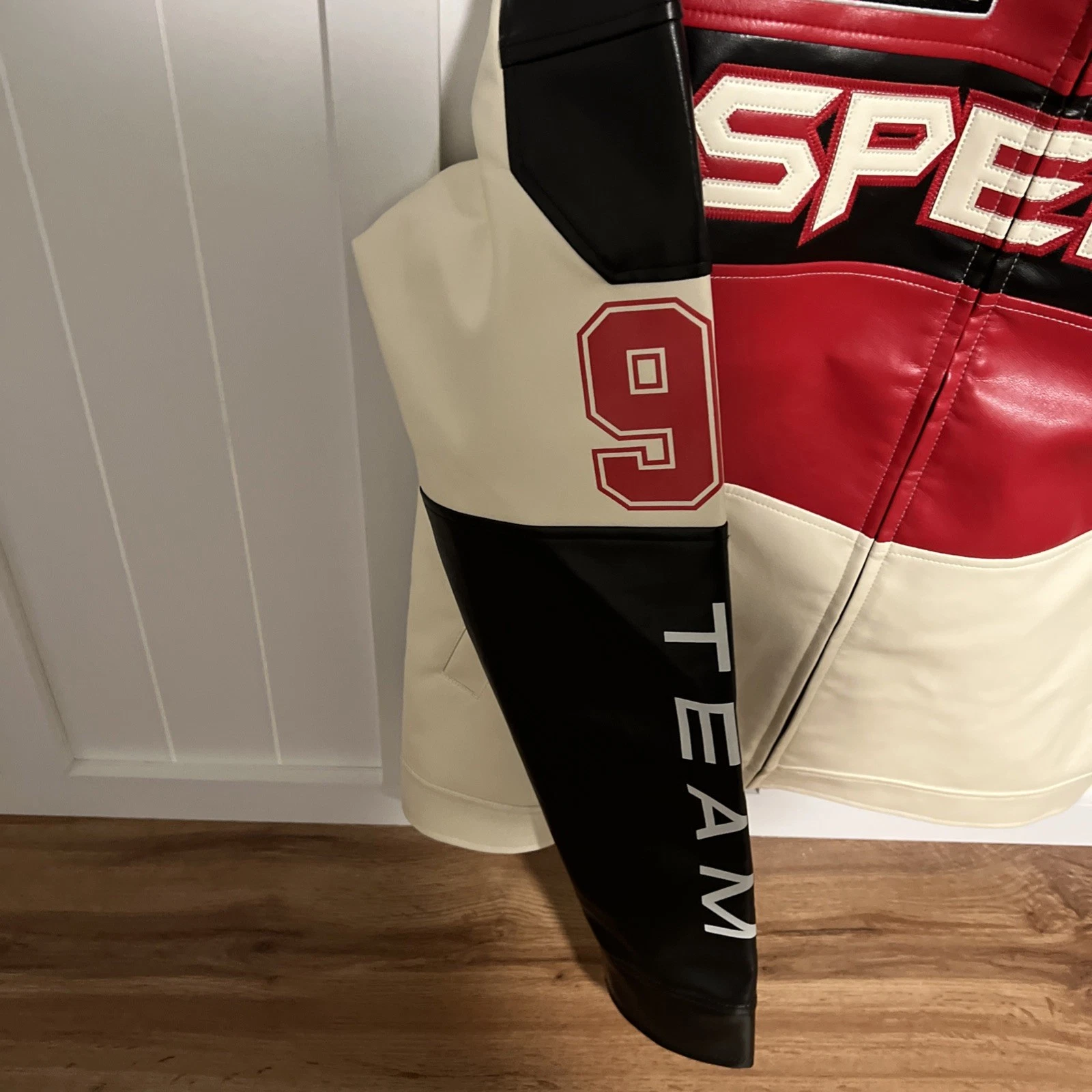 Team Speed Freak PU Men's Copper Rivet 90 Red Racing Jacket Sz Large NWT Zipper image 5