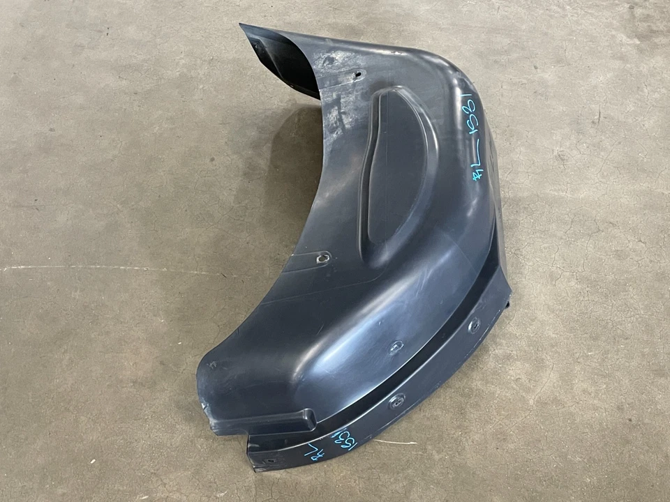 06-10 2006 Hummer H3 trasero izquierdo guardabarros forro protector contra salpicaduras 1531 OEM Foto 4 de 4