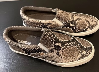 LAMO Snake Skin Look Womens Slip On Casual Tennis Shoes Size 8.5 New Without Box