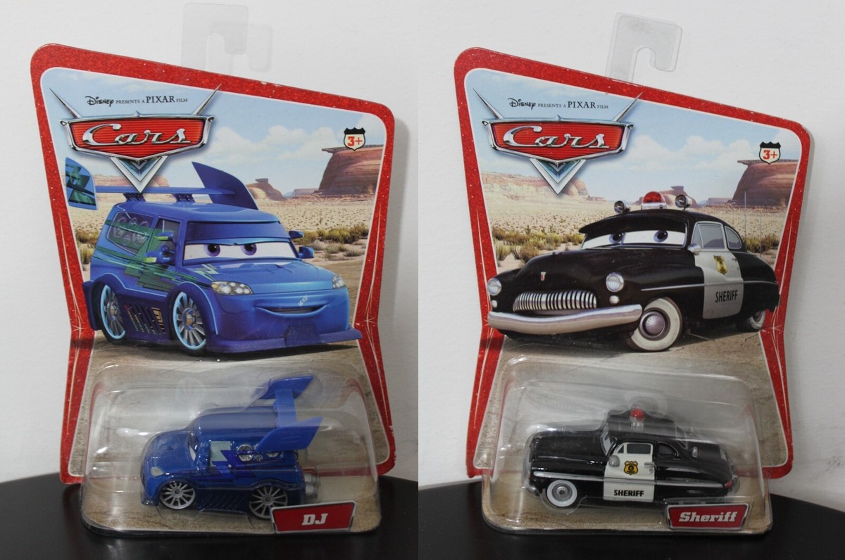 DJ & SHERIFF 2006 Desert Disney Pixar Cars Die Cast 1:55 H6409