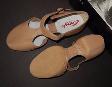 NEW/BOX LYRICAL SANDAL CAPEZIO PEDINI 321 Caramel CONTEMPORARY DANCE ch/ladies