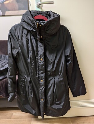 Anorak mit Goldenen Knöpfen und Reißverschluss