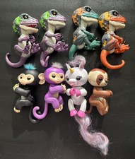 Lot 8 Authentic FINGERLINGS Interactive Toys