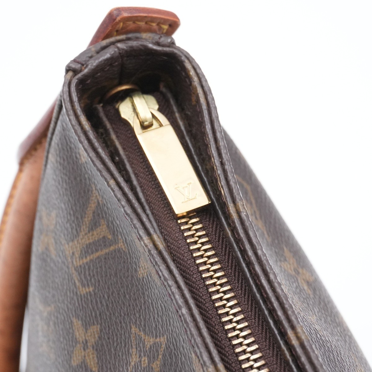 LOUIS VUITTON LV Monogram Looping MM M51146 Shoulder Bag MI0032