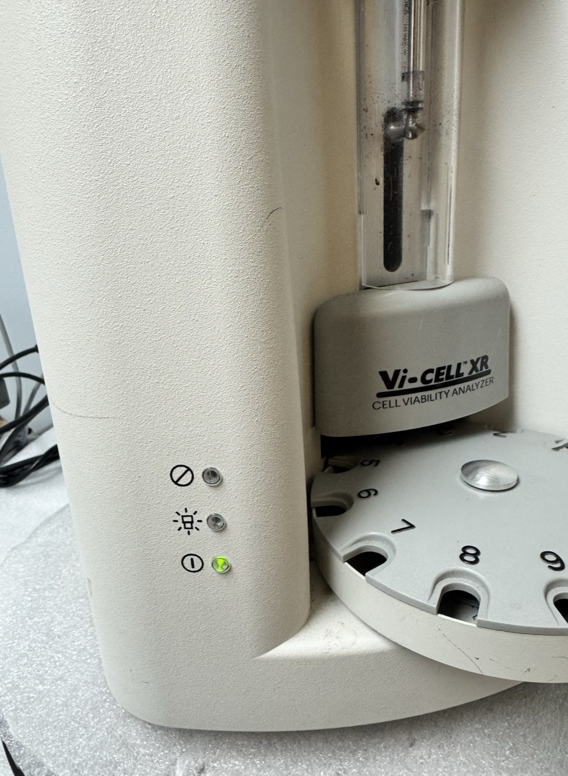 Beckman Coulter Vi-CELL XR Cell Viability Analyzer
