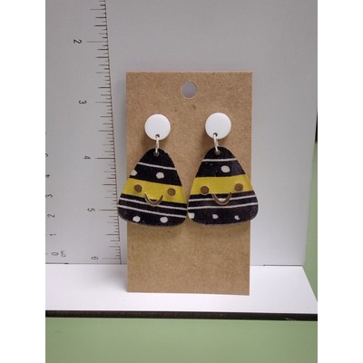 Happy Candy Corn Dangle Earrings (Yellow)