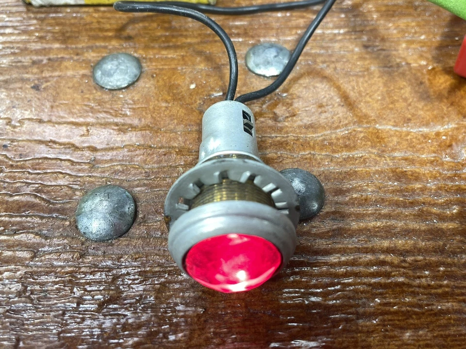 PAR Cole Hersee PL-86-RC&BC Lente Facetada Redonda com Joias AZUL E VERMELHO FRETE GRÁTIS - Imagem 3 de 4