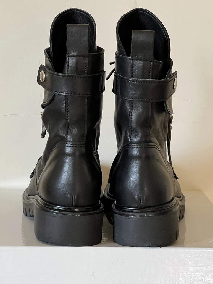 OVYÈ by Cristina Lucchi-anfibi - Immagine 4 di 4