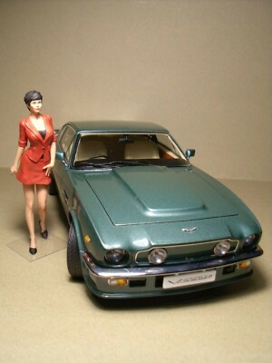 FIGURINE 1/18 ROXANNE VROOM NON PEINT POUR AUTOART
