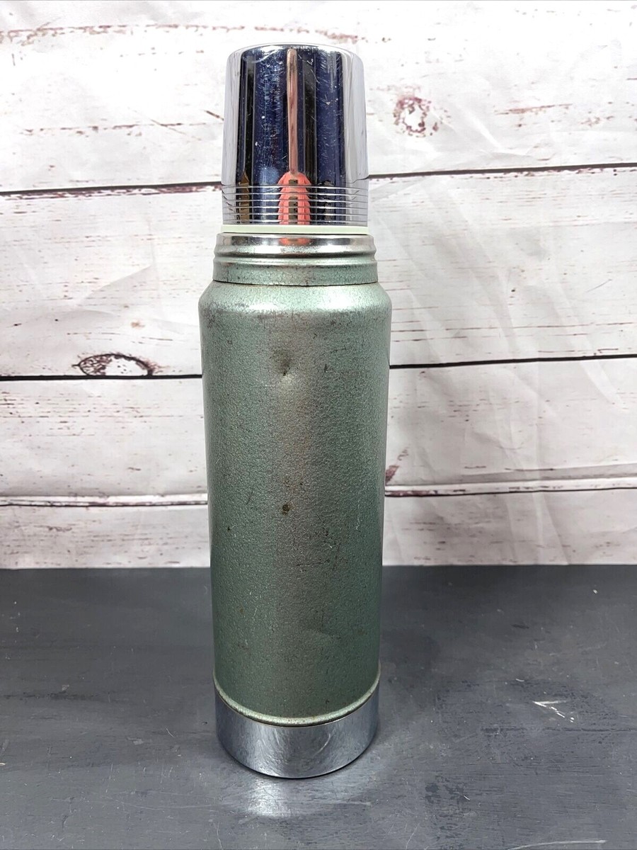 Vtg Aladdin Stanley Green Vacuum Bottle Thermos 11 Stopper 100 Cup  A-944C - Main Image