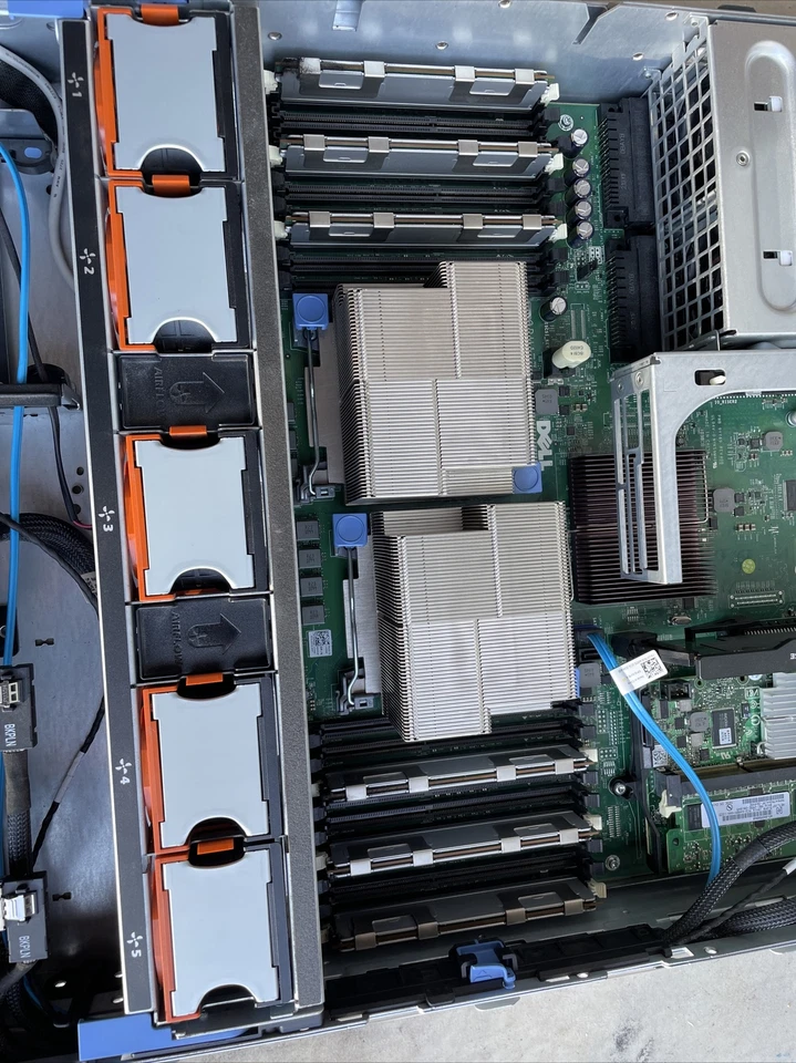 DELL Poweredge R710  48GB No HDD or Caddy - Image 4 of 4