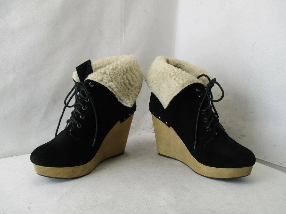 Botas al tobillo Naughty Monkey negras de gamuza con cordones tacón de cuña ultra alto 8,5 Foto 4 de 4