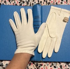 Vintage Grandoe Ivory Cotton French Knot Stitch Design Short Gloves