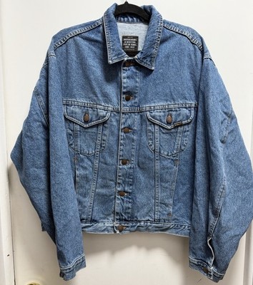 WOMEN ''United Colors of Benetton'' denim blue jean jacket Type Of Nimes Code 4432