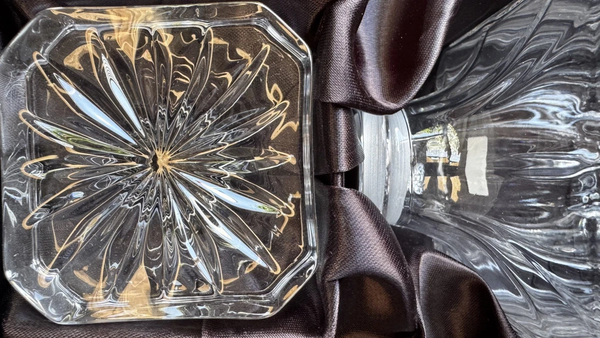Thomas Webb Crystal in Webb Corbett Crystal & Cut Glass for sale