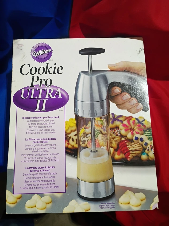 Prensa para galletas Wilton Cookie Pro Ultra II 100 % juego completo 16 discos de cocina Foto 3 de 4