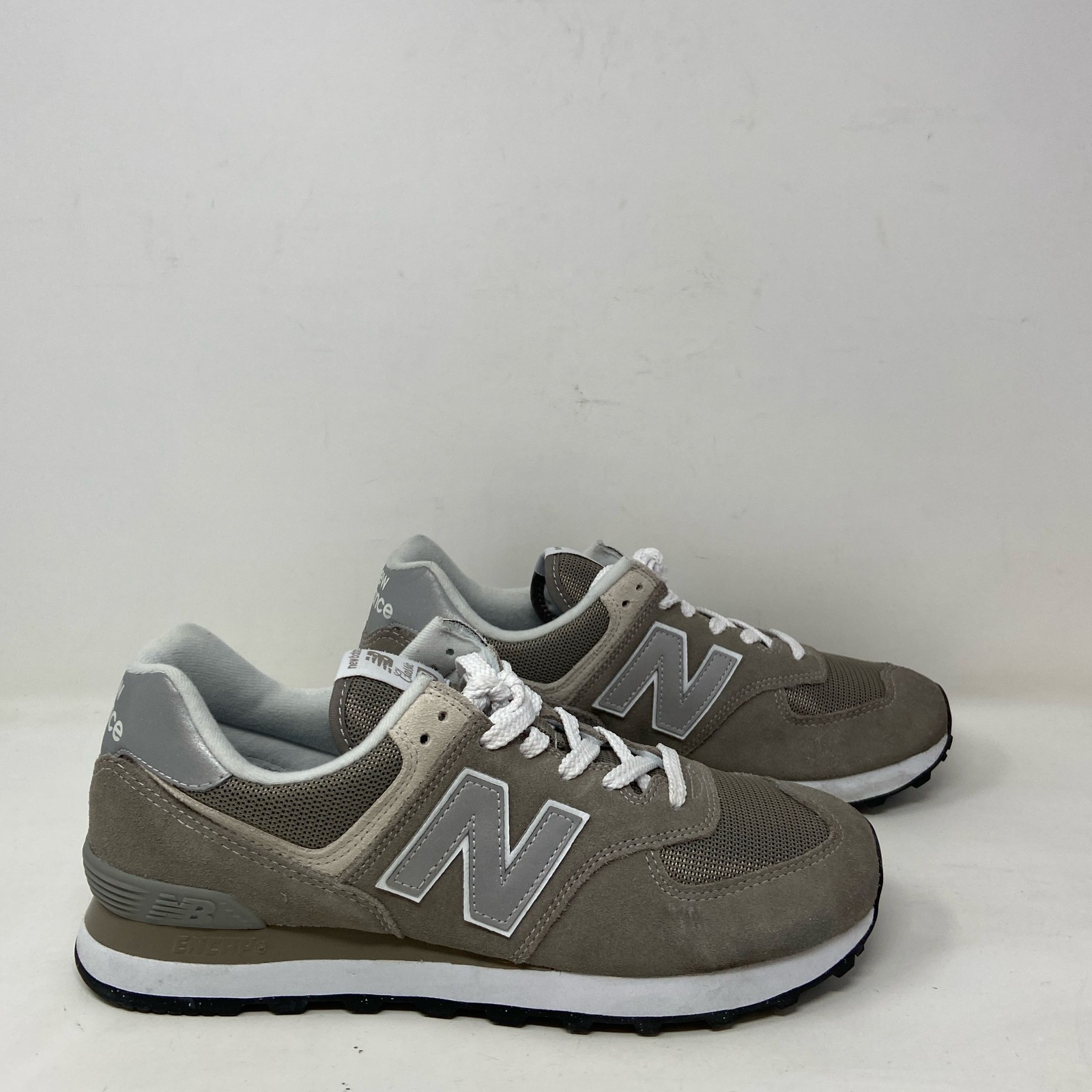 New Balance 574 Core Grey M9/W10.5 ML574EVG
