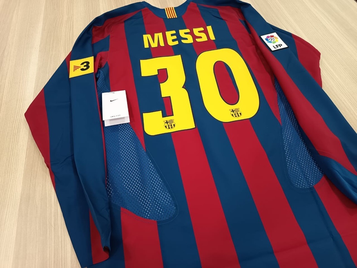 Nike FC BARCELONA 05/06 REISSUE HOME (M Size)- MESSI 30 - HQ1461