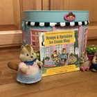 Li'l Woodzeez Bakery + Icecream Shop w Elephant And Chipmunk Family + Book — photo 10