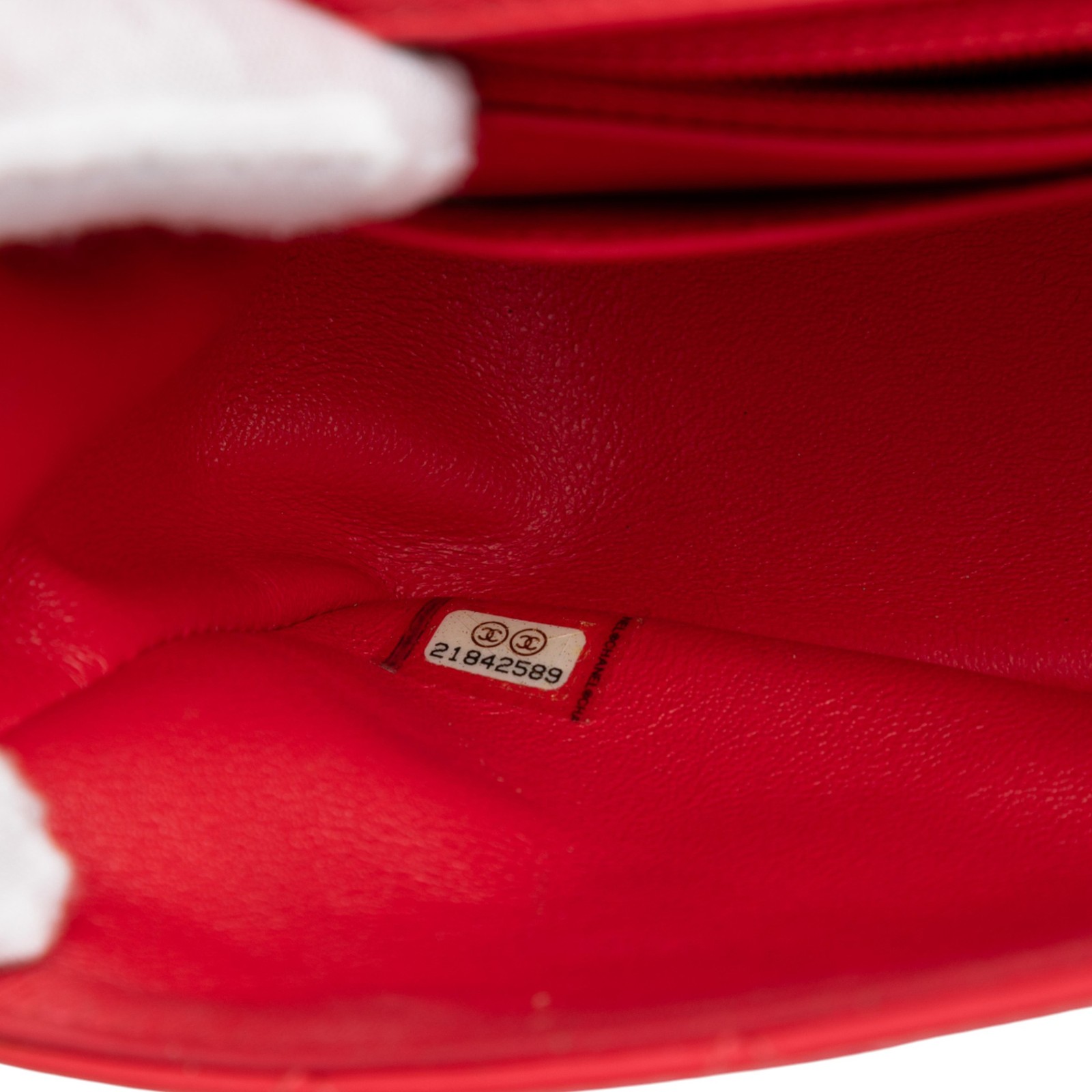 Authenticated Chanel Mini Rectangular Classic Pat… - image 6