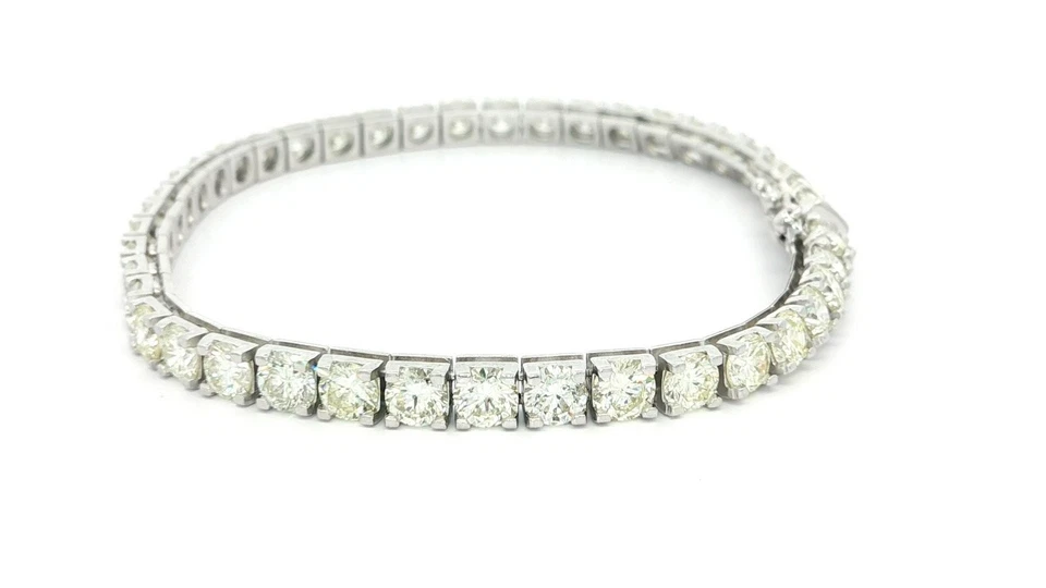 Bonito brazalete de tenis clásico de oro blanco de 18 quilates con línea de diamantes redondos grandes de 11,50 quilates Foto 3 de 4