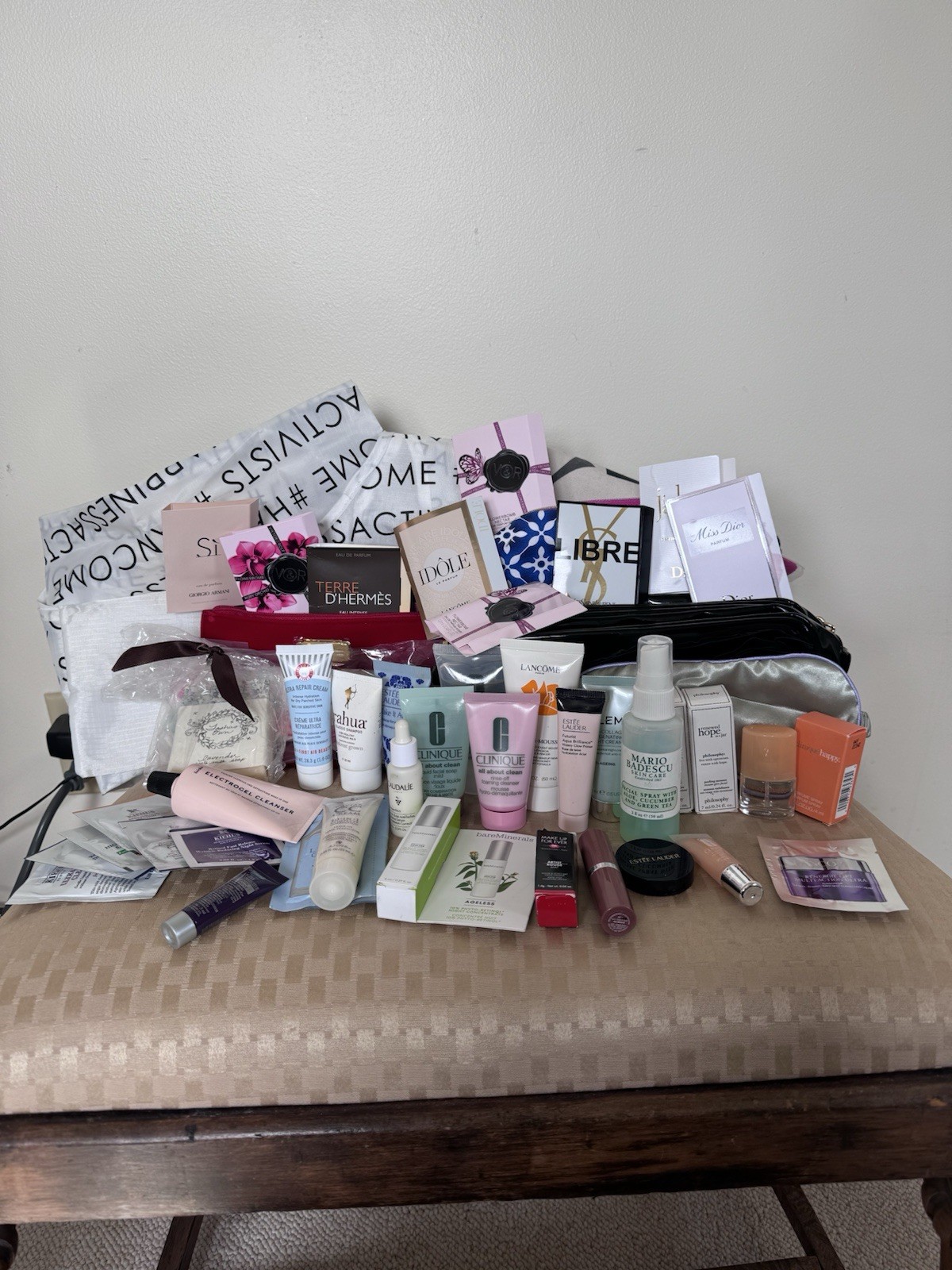 Beauty Cosmetics Samples Mixed Lot Fragrance, Skincare, Hair, Pouches Travel