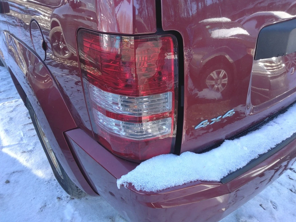 12 JEEP LIBERTY Tail Light Assembly - Image 2 of 3