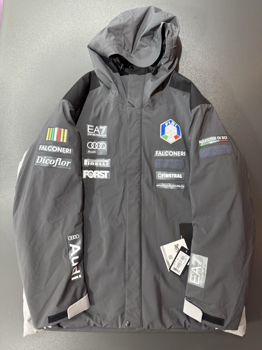 EA7 EMPORIO ARMANIスキーウェア上下 EA7 Emporio Armani エンポリオアルマーニ イーエーセブンの紹介