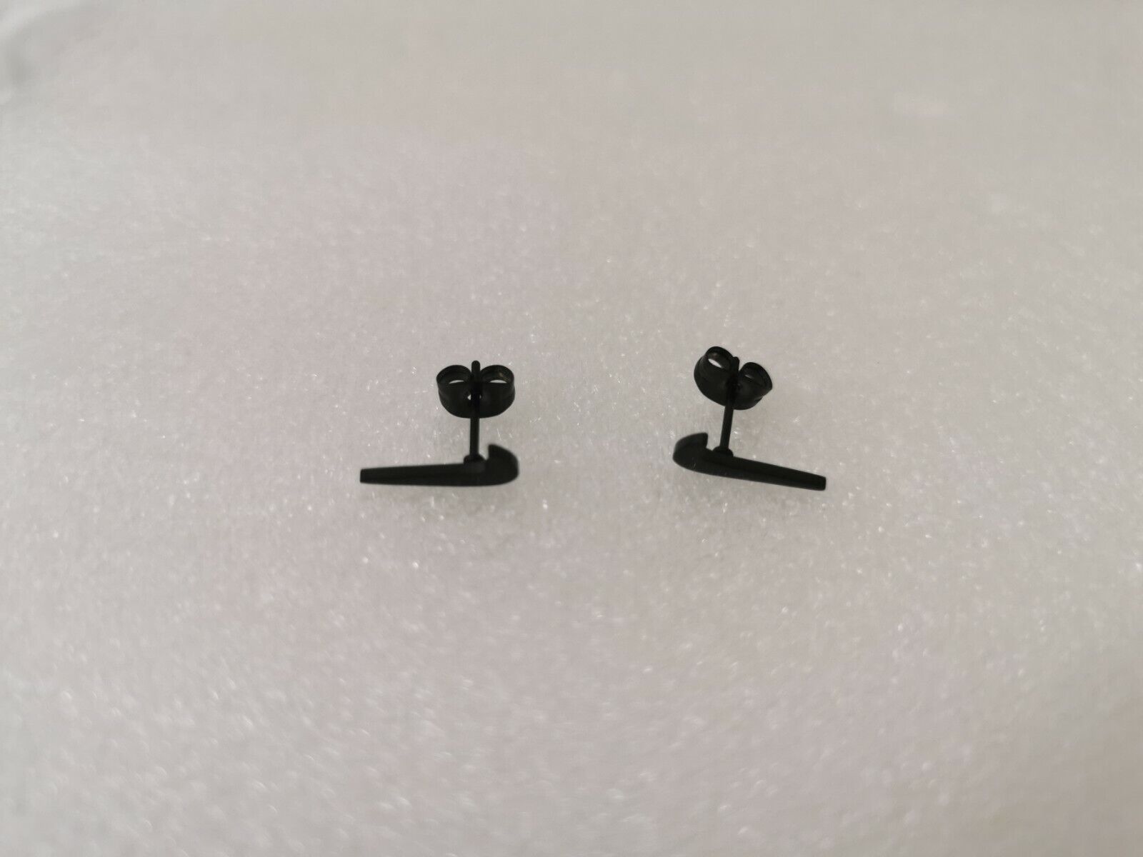 Nike Swoosh Earrings Stud Earrings Black Check Tick 1 Pair For Pierced Ears