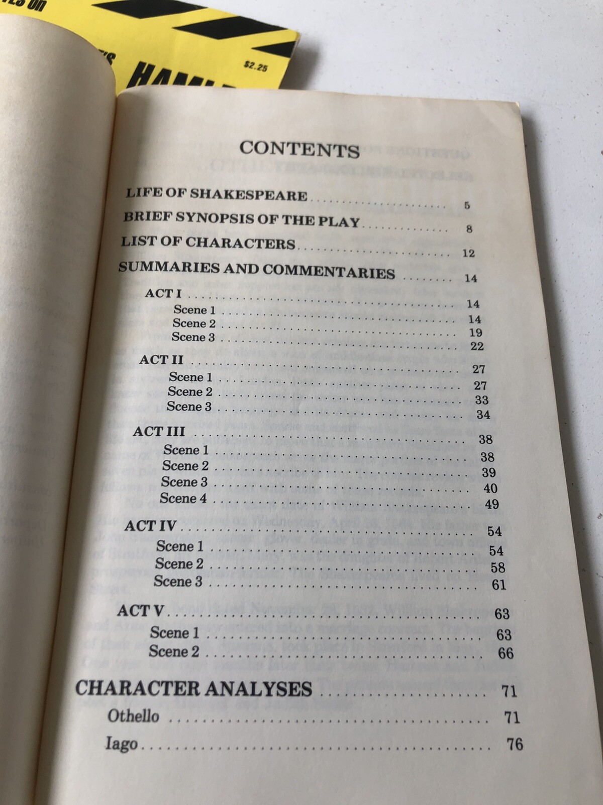 Cliffs Notes Othello (1980) & Hamlet (1971) Paperback William ...