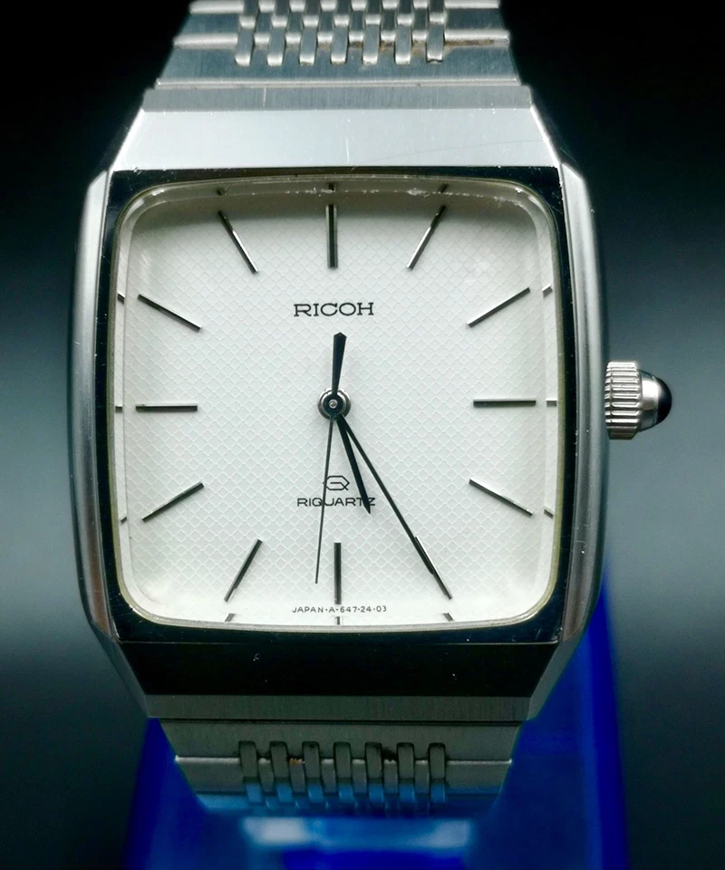 Vintage and Rare RICOH RIQUARTZ Unisex quartz watch. - Image 3 of 4