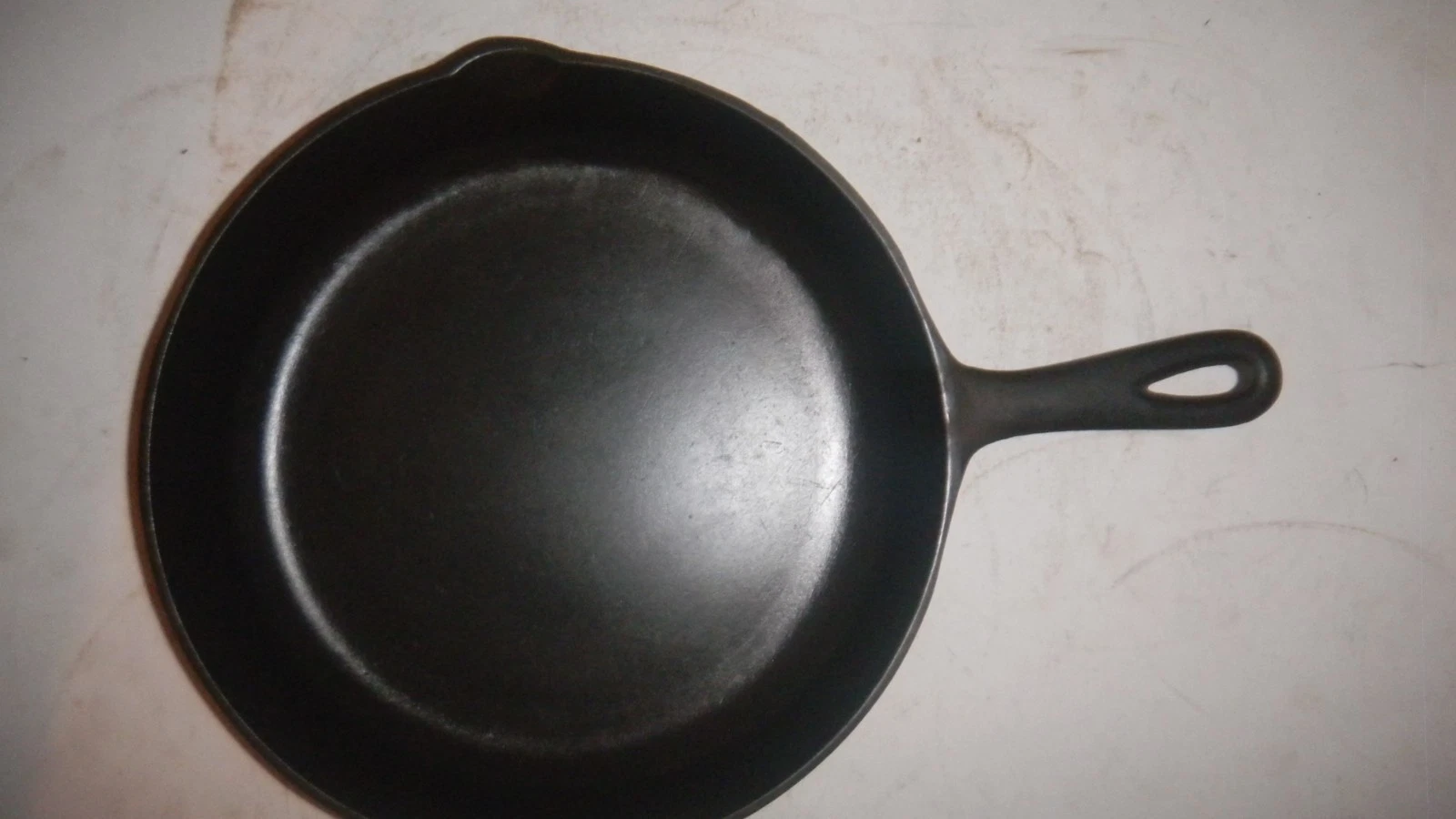 Vintage Cast Iron USA #8 Skillet W/ Heat Ring