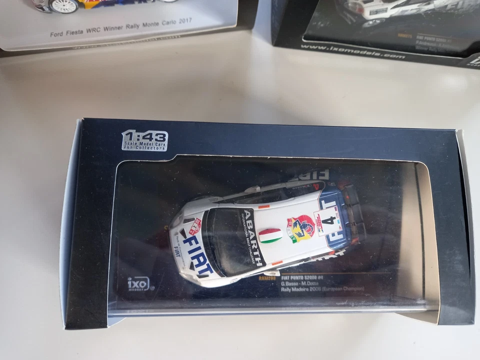 Fiat Grande Punto S2000 Rally Madeira 2010 Basso   Ixo scala 1/43 - Immagine 2 di 3