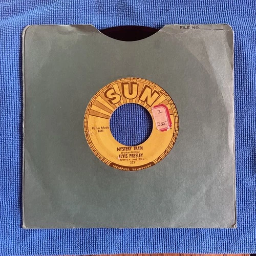 Elvis Presley Mystery Train I Forgot to Remember to Forget 1st Pressing Sun 7"
