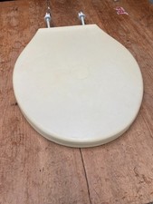 Primrose Yellow Toilet Seat Vintage Original Celmac Plastic