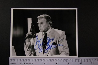 DARREN McGAVIN (1922 2006) (NIGHT STALKER CHRISTMAS STORY) AUTOGRAPH PHOTO