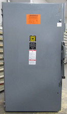    SQUARE D 600 AMP FUSED SAFETY SWITCH 600 VAC 500 HP 3 PHASE H366 -FLAW