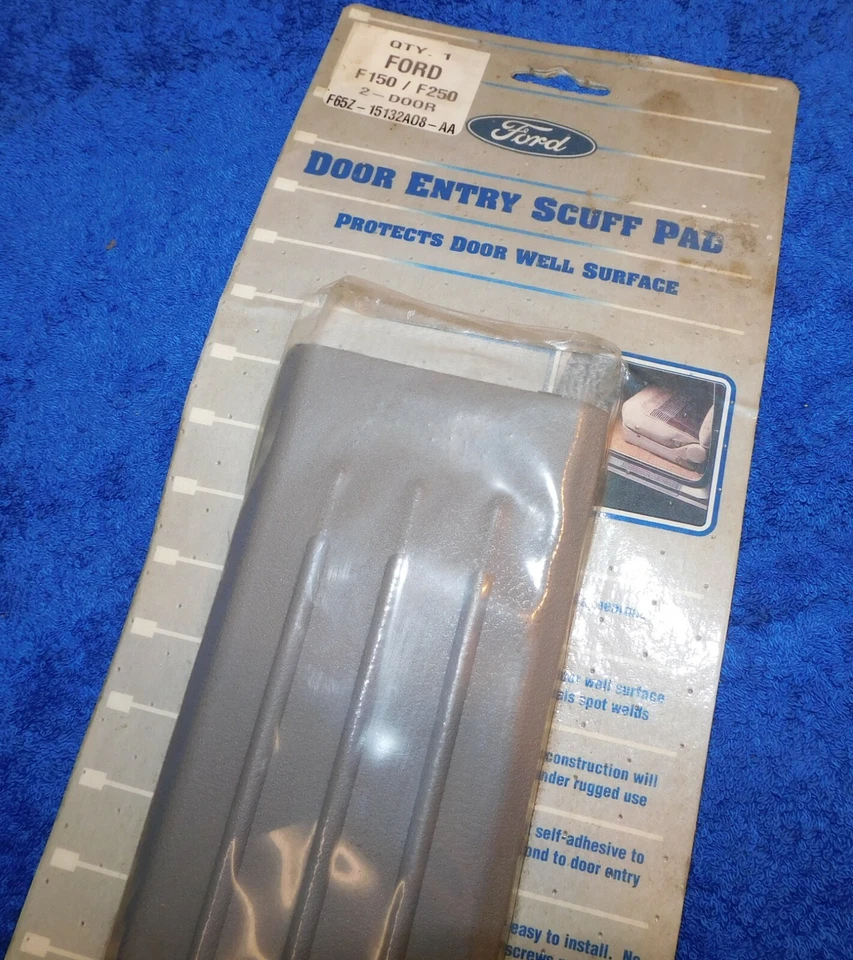 Ford F150 F250 1997 1998 2 puertas cabina regular nuevo en stock alféizar de entrada de la puerta almohadillas de desgaste - placas Foto 4 de 4