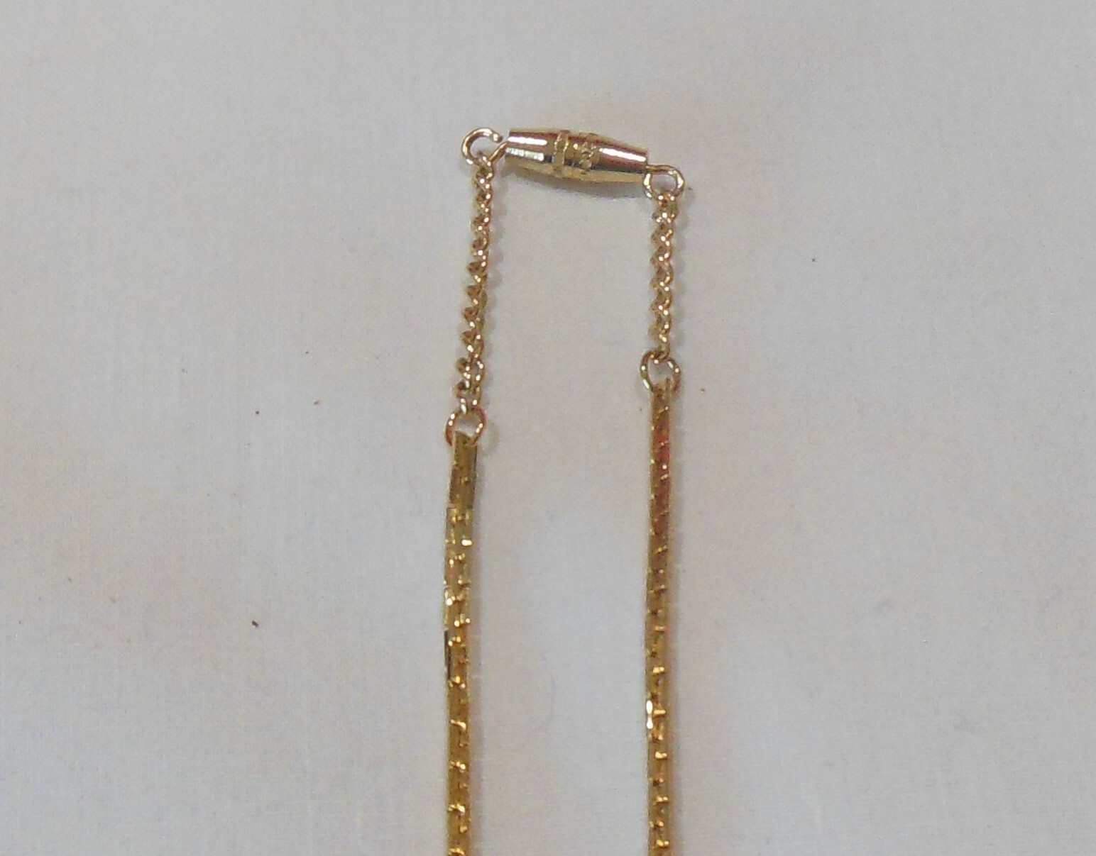 Gold-tone Rectangular Box Link Chain Necklace Sol… - image 9