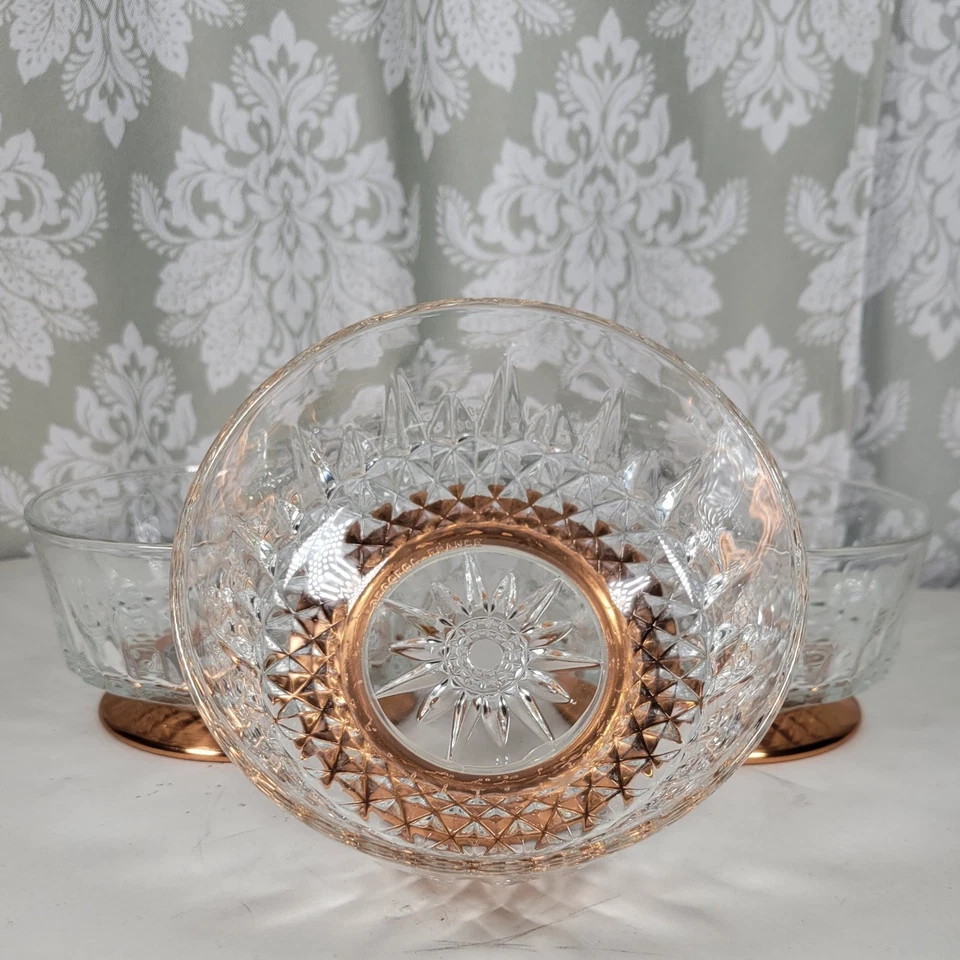 Ensaladeras vintage Arcoroc Francia con patas de cobre Coppercraft Guild 3 piezas Foto 2 de 4