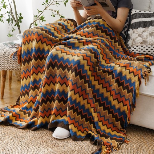 Boho Tassel Throw Blanket 50"x80" - Lightweight Geometric Design for All Seasons - Picture 9 of 11
