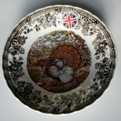 Queens Majestic Beauty Made in England Wild Turkey 8'' Coupe Soup Bowl NEW