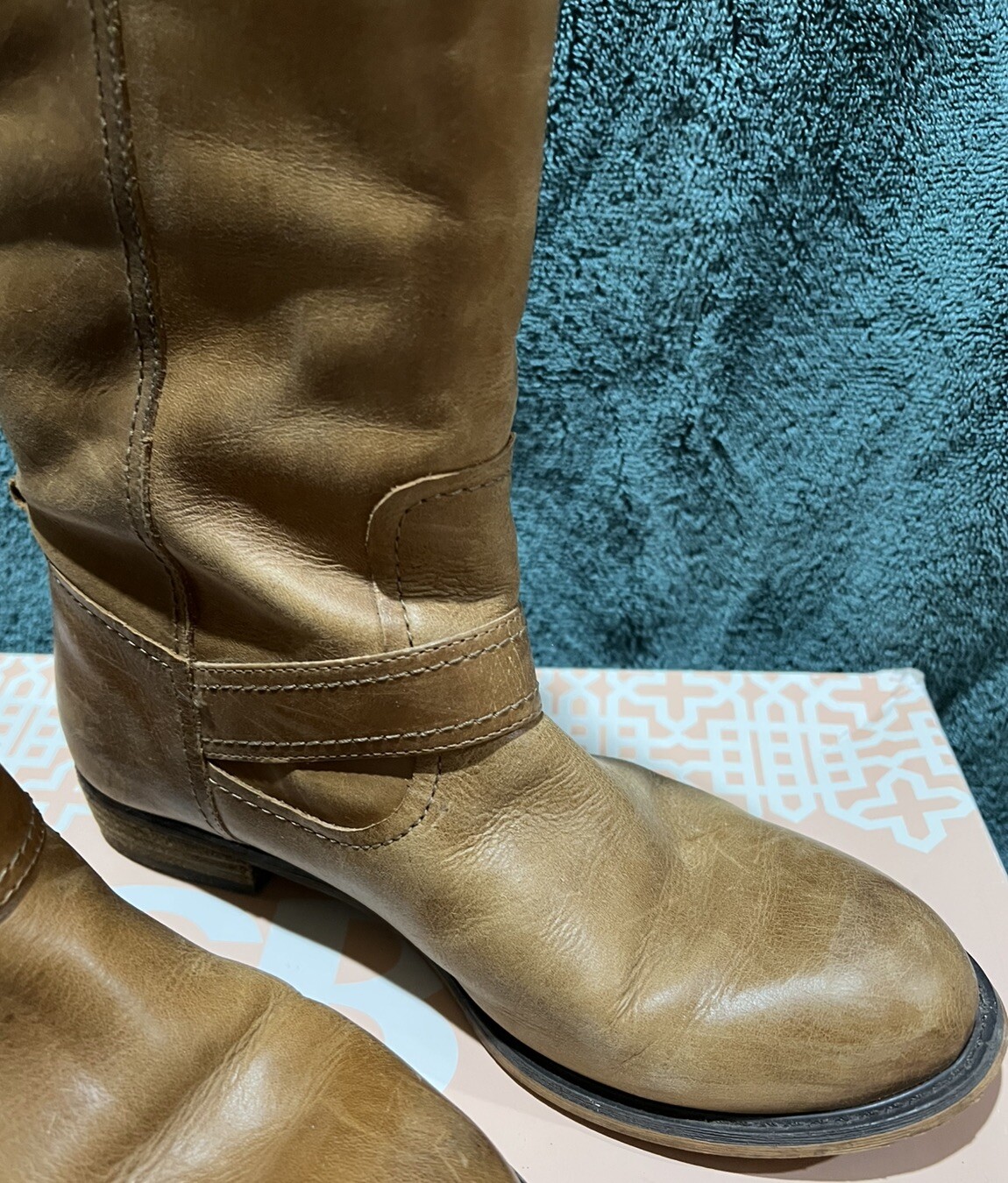 Gianni Bini Size 7.5 Ride On Motorcycle Boots Gingerbread Color Leather W/ Box
